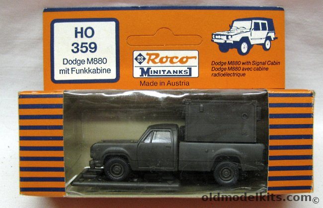 Roco HO Roco HO Scale Dodge M880 with Signal Cabin (Radio Truck), 359 plastic model kit